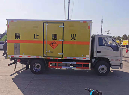 延平爆破器材运输车技术升级与安全合规新趋势